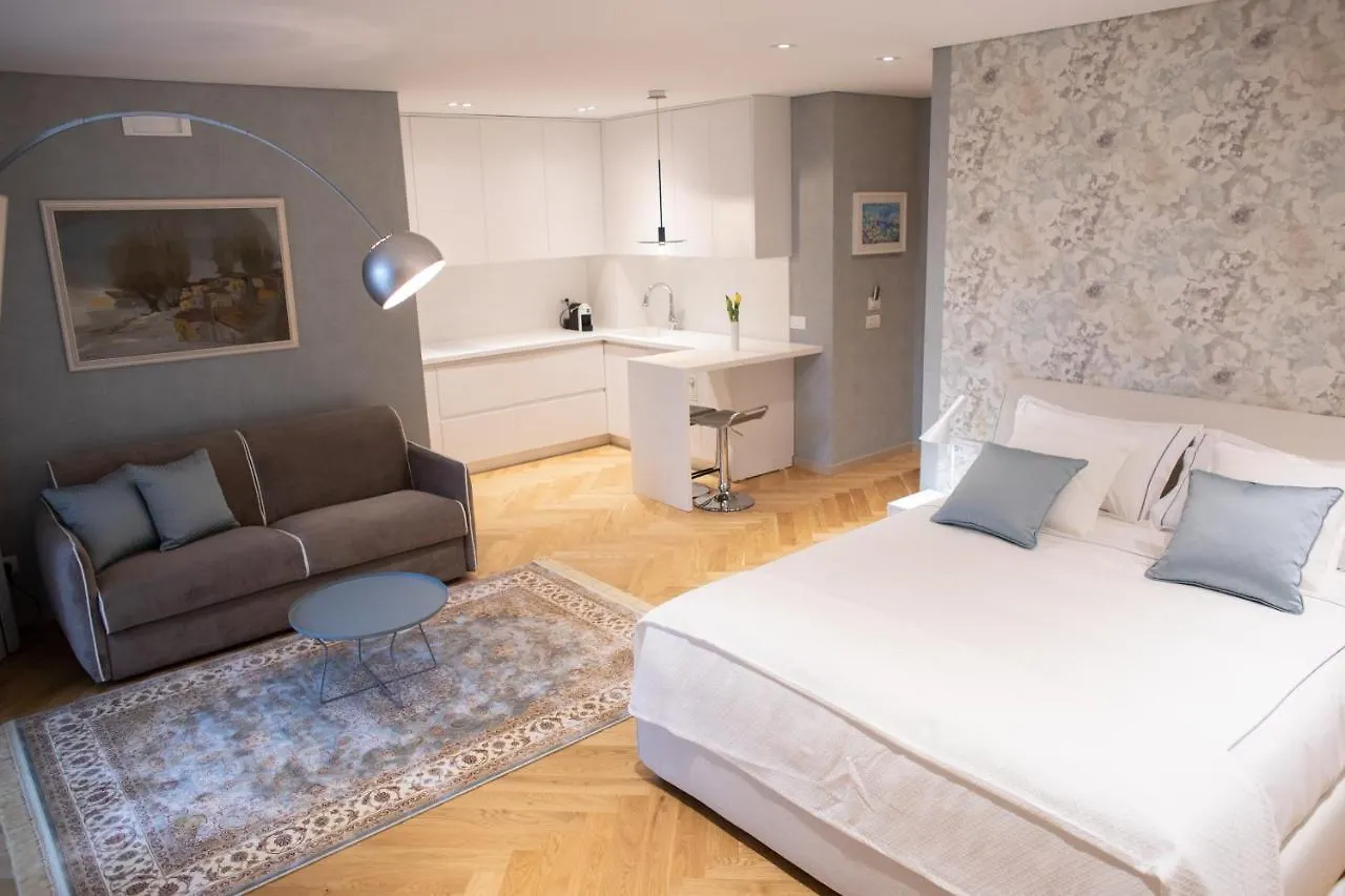 Seven Luxury Suites تيرانا شقة